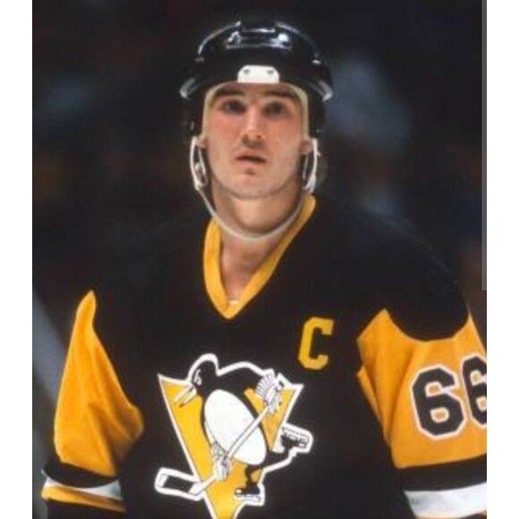 Mario Lemieux (CCM)-(Penguins)-(Yellow)-(Jersey)-(New Cond.)-(Size:XL)-$110.00 - Picture 4 of 12